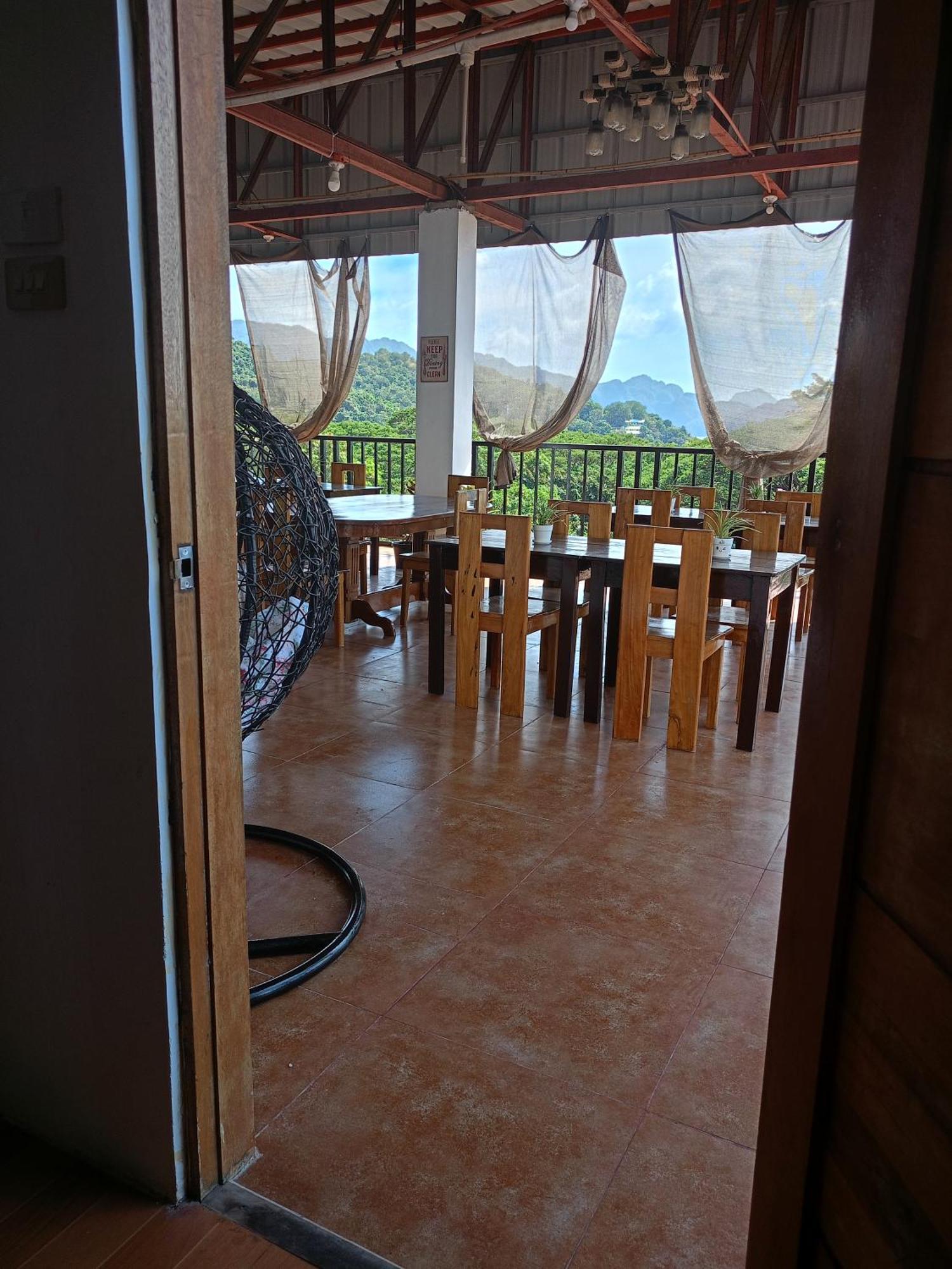 Alec Lodge Coron Exterior foto